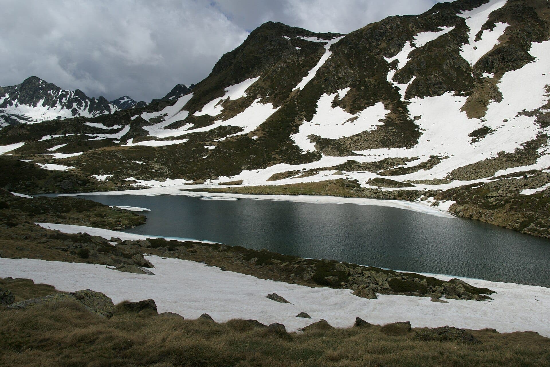 Estanys de Tristaina